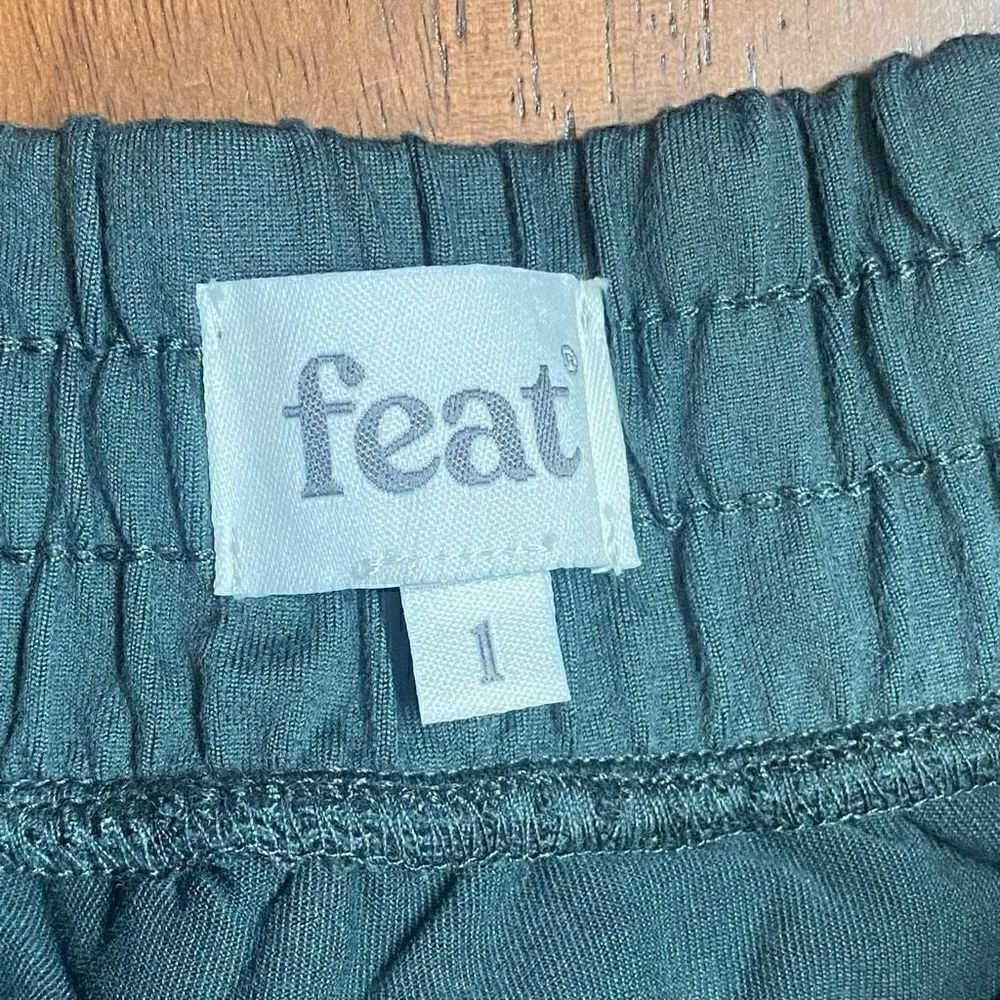 Feat Clothing Roam Joggers seaweed women’s small - Picture 6 of 15